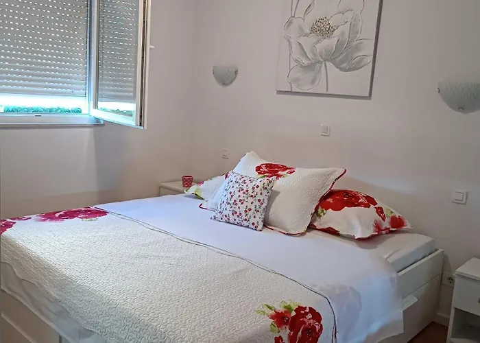 Apartments With Wifi Split - 12072