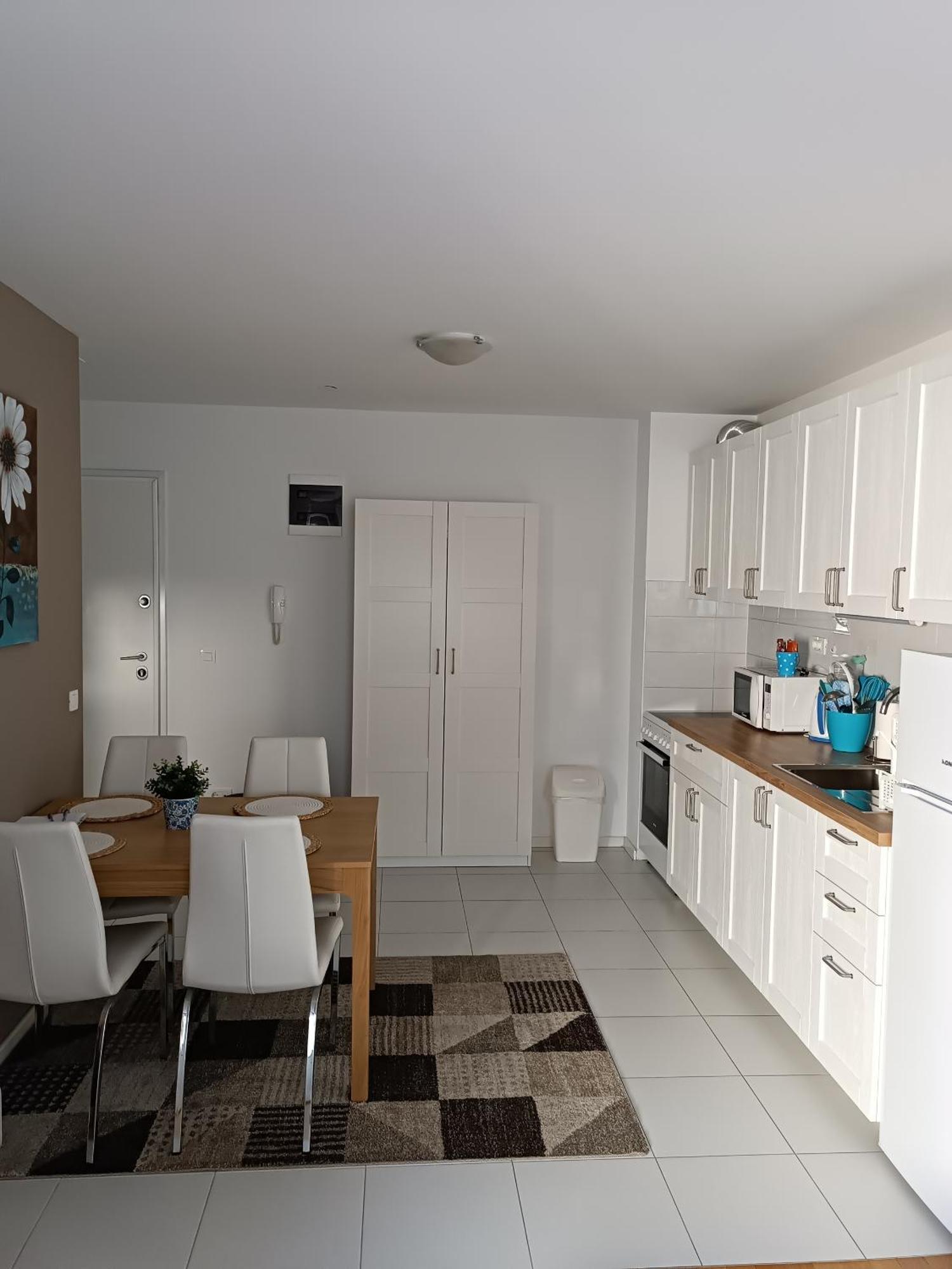 With Wifi - 12072 Apartment *