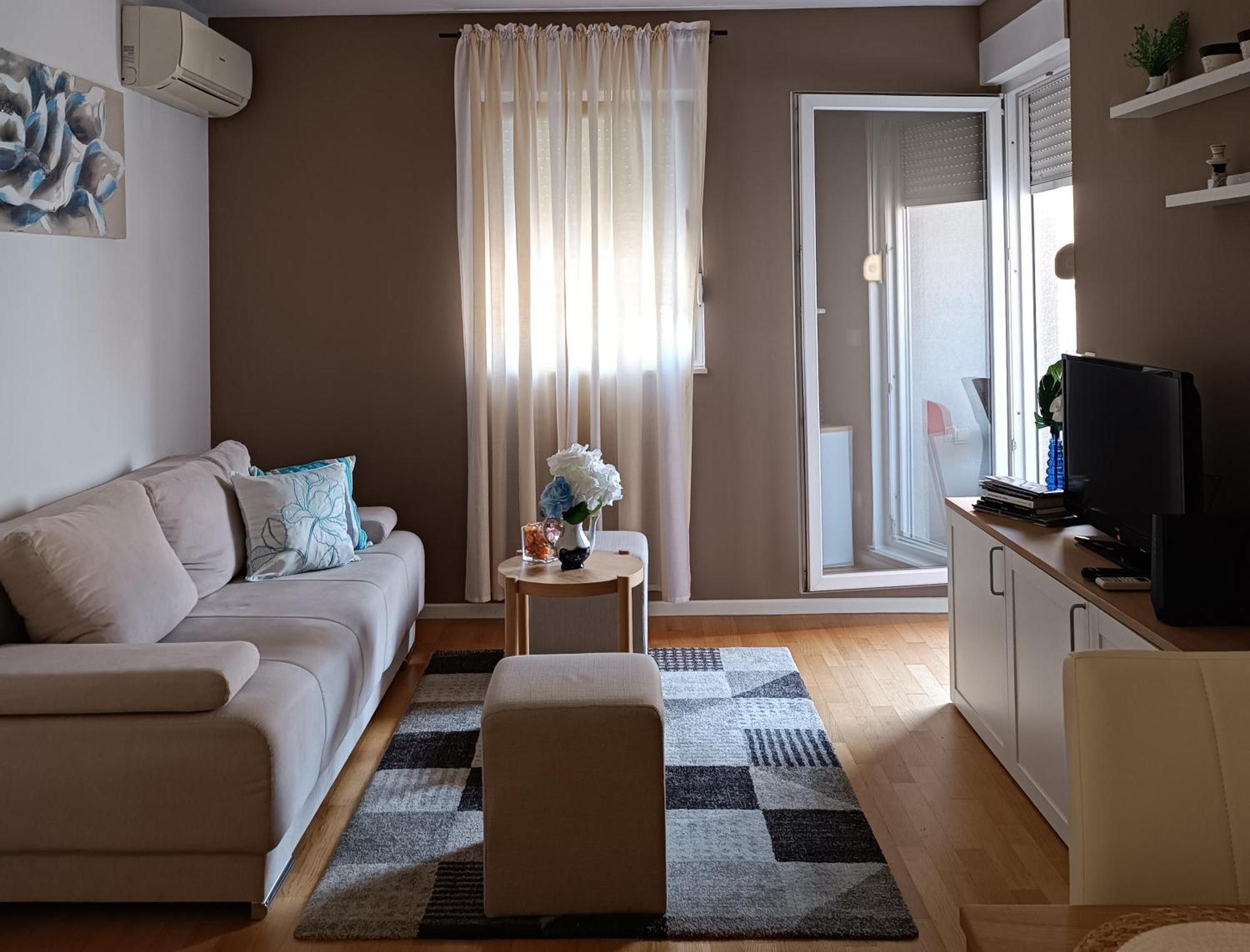 Apartment With Wifi - 12072 *